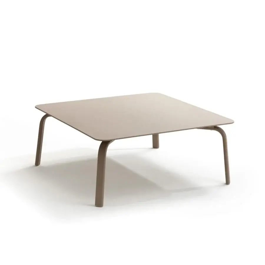 Superior Roberti Rattan Key West coffee table with powder-coated aluminum in matte tan Cipria finish and contemporary design
