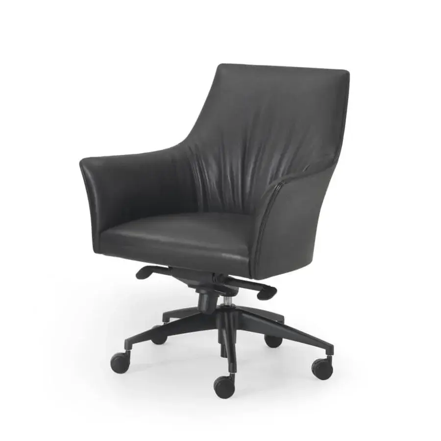 Distinguished 4 Mariani Sella armchair crafted in Italy with dark matte synthetic leather and a five-star rolling base
