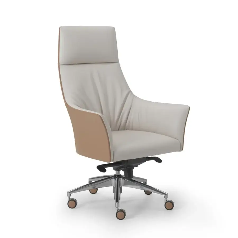 Elegant 4 Mariani Sella armchair crafted in Italy with smooth leather upholstery and light brown accents on a chrome five-leg base