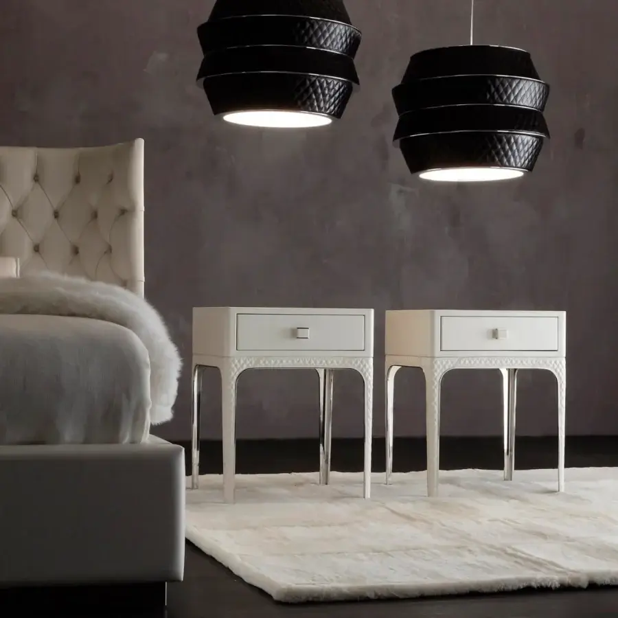 Superior Rugiano Charlie nightstand in white leather with matelassé embroidery and silver-toned metal legs