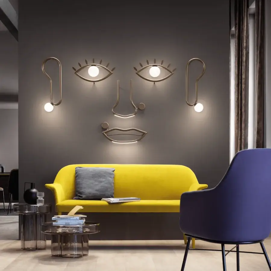 Exceptional Masiero Visio full wall lamp with bronze or copper tone and Murano triplex glass diffusers crafted in painted metal