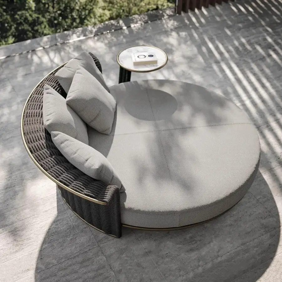 Exclusive Rugiano Marina daybed with a bronze metal structure woven in sophisticated grey hand-braided rope and light grey textile seating