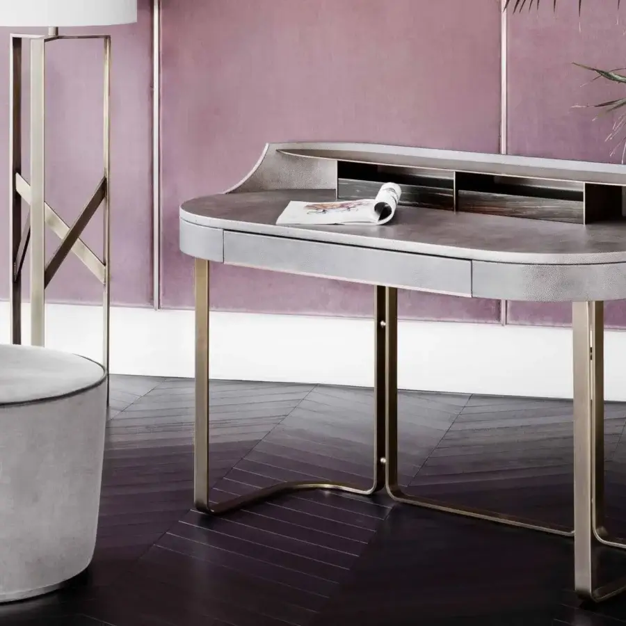 Superior Rugiano Roma desk with light gray textured Italian leather and bronzed brass gracefully curved legs