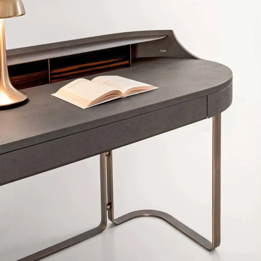 Superior Rugiano Roma desk with dark gray Italian leather and bronzed brass U-shaped legs crafted with striped grain shelving