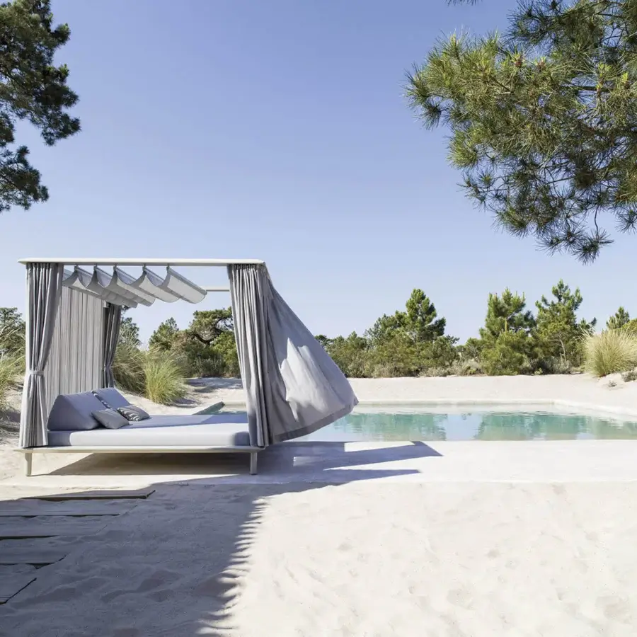 Lavish Varaschin Sunmoon daybed crafted in Italy with hand-woven recycled synthetic fibre and draping gray textile elements