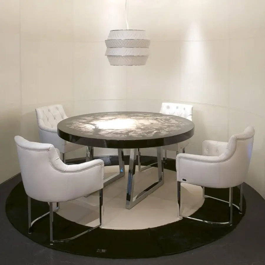 Superior Rugiano Decoro table with swirling light grey decoro painted wood and glossy black finish built with a lustrous bronzed brass base