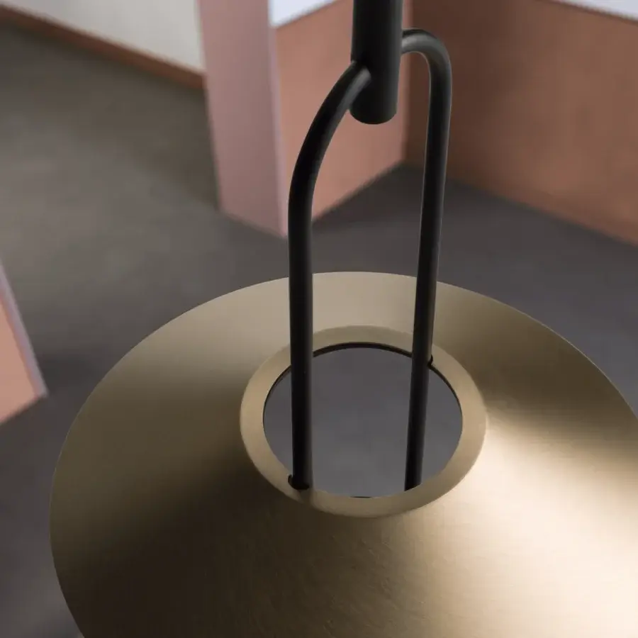 Elegant Masiero Luppiter suspension lamp crafted in golden-toned metal with brushed finish and matte black frame