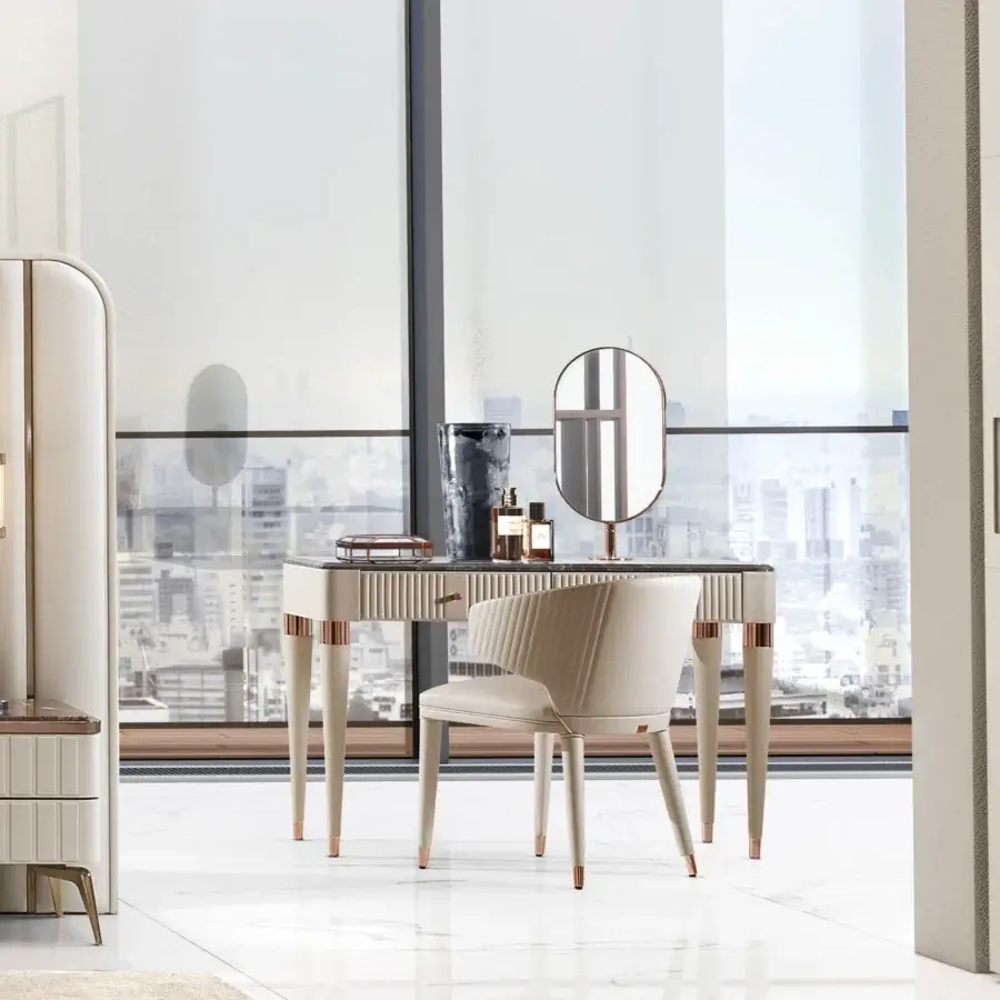 Exceptional DV Home Collection Hollywood chair with light beige textile and ribbed detailing in leather and matte metal accents