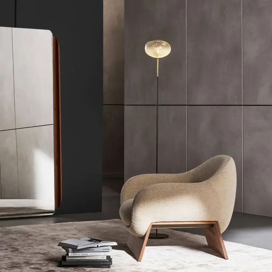 Superior Bonaldo Pepita floor lamp with rounded silk glass lampshade and brass-colored dark metal stand
