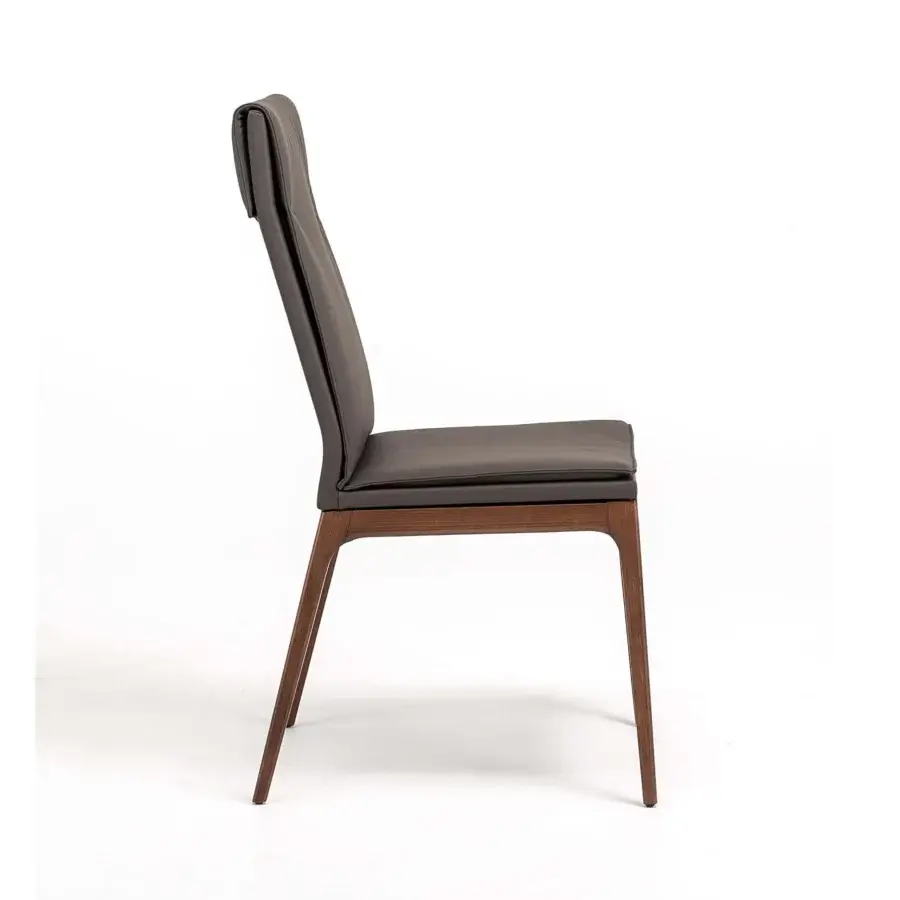 Sophisticated Cattelan Italia Sofia chair with wenge stained beech frame and dark brown leather cover