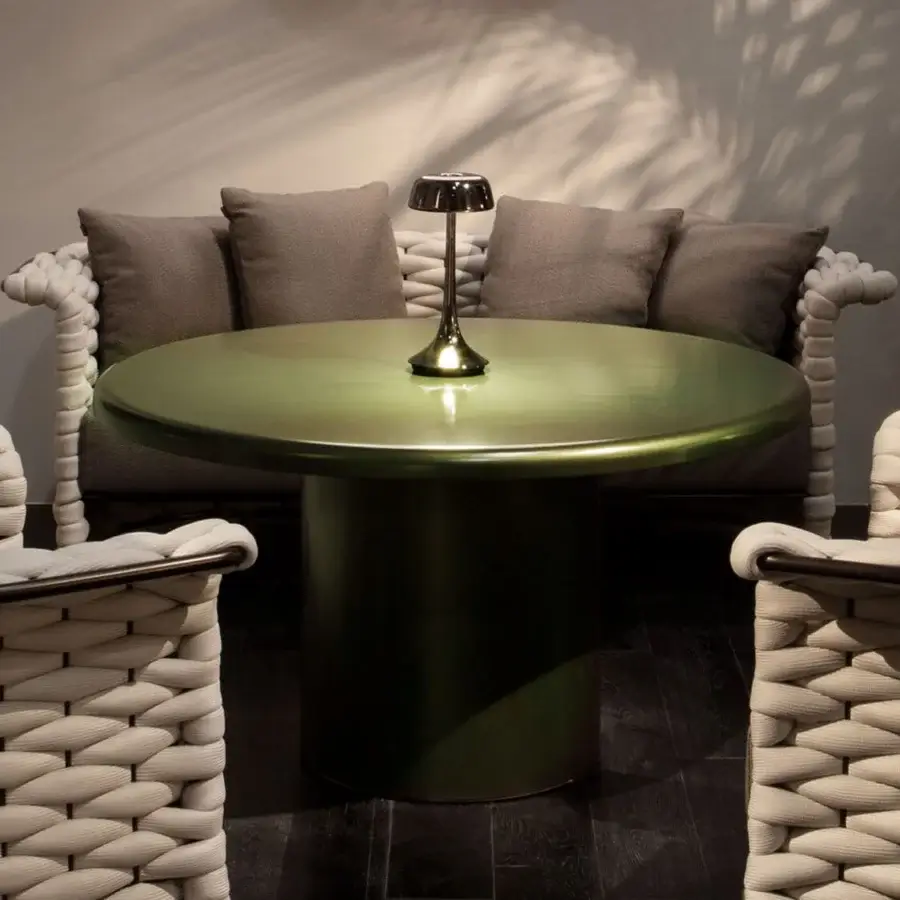 Distinguished Rugiano Elba table crafted in Italy with green bronze finish and smooth reflective tabletop