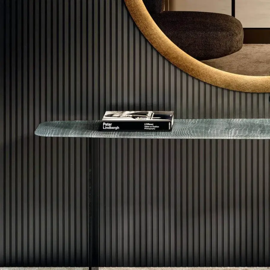 Superior Lago Deba console with shaped slim top in a cool neutral shade and transparent heat-treated tempered glass support