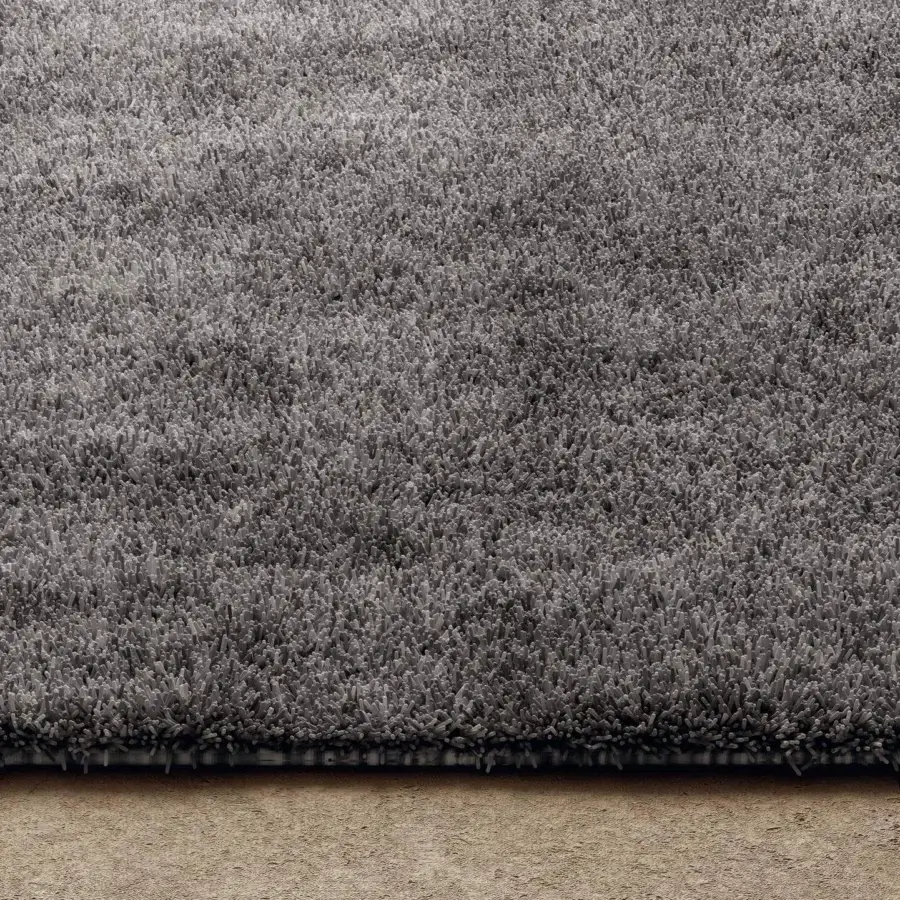 Exceptional Lago Kipo rug crafted with tonal variations in soft gray delivering a cozy and contemporary aesthetic