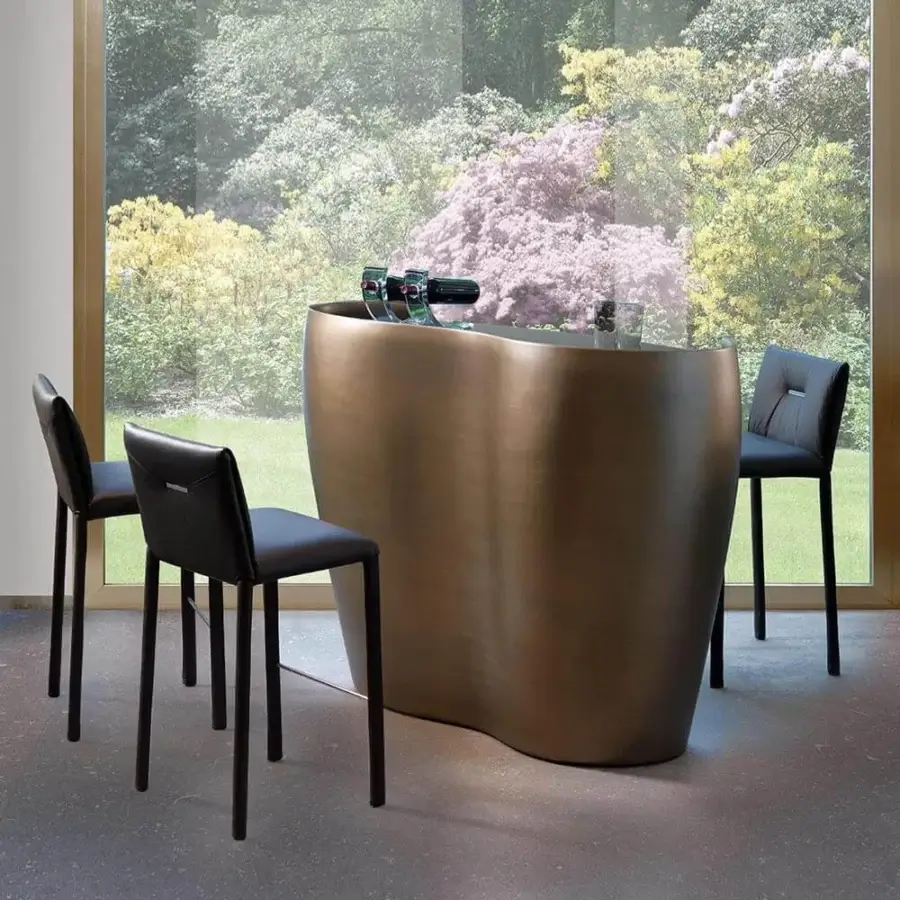 Superior Coco de Mer bar with curved silhouette in satin brass and lacquered glass top with clear glass shelf