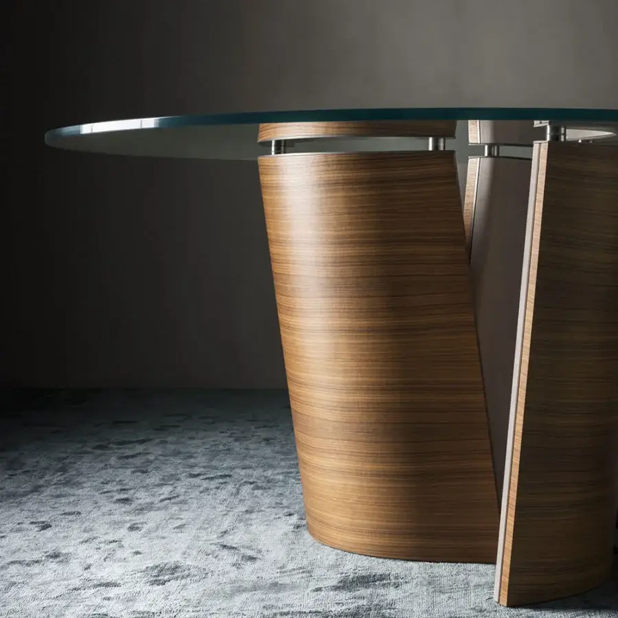 Superior OAK Madison table built with warm brown wood and transparent glass, showcasing a sleek metal lined edge