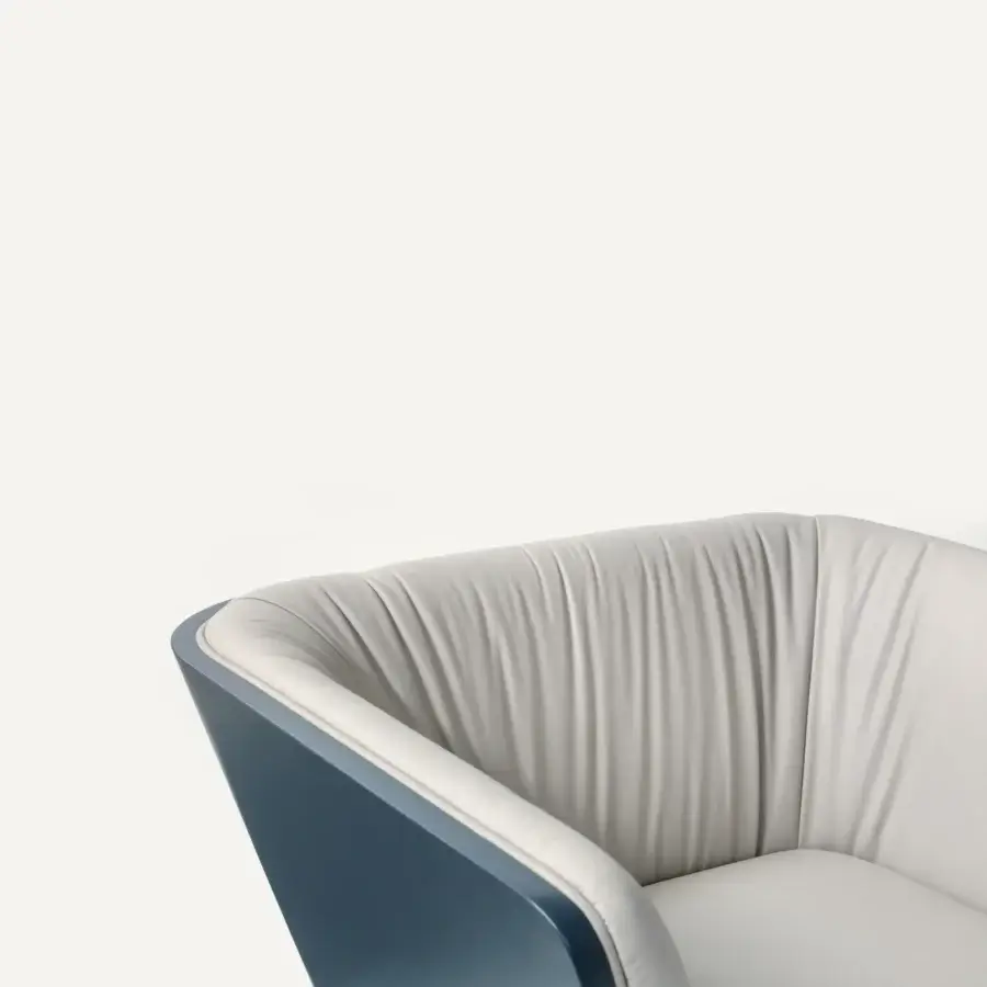 Superior Bizzotto Italia Sensu lounge chair with light gray leather and glossy Blu Pavone finished structure