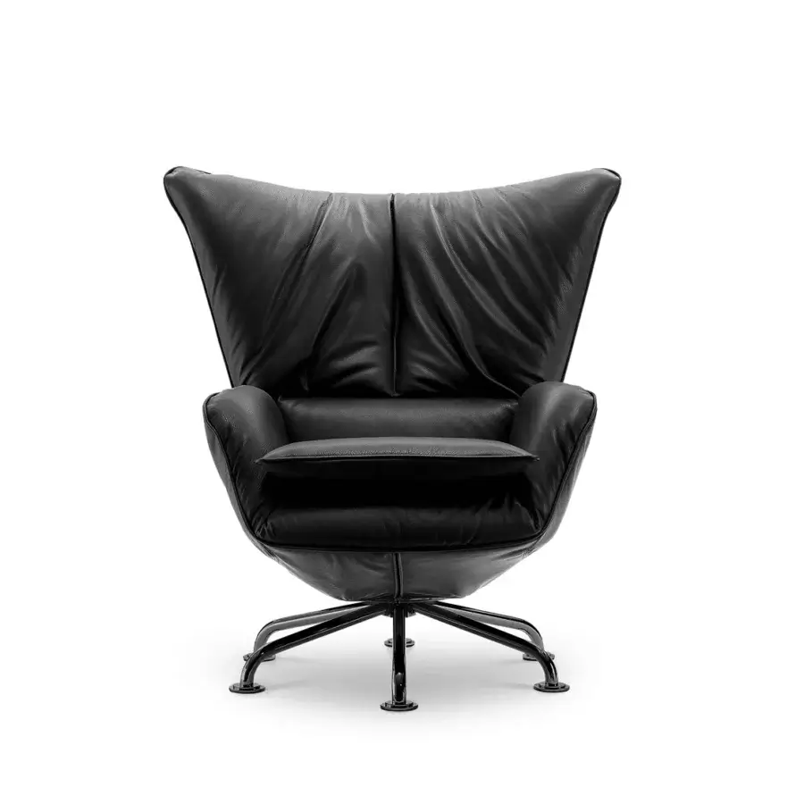Distinguished 4 Mariani Single lounge chair with adjustable seat, footrest and matte black leather upholstery