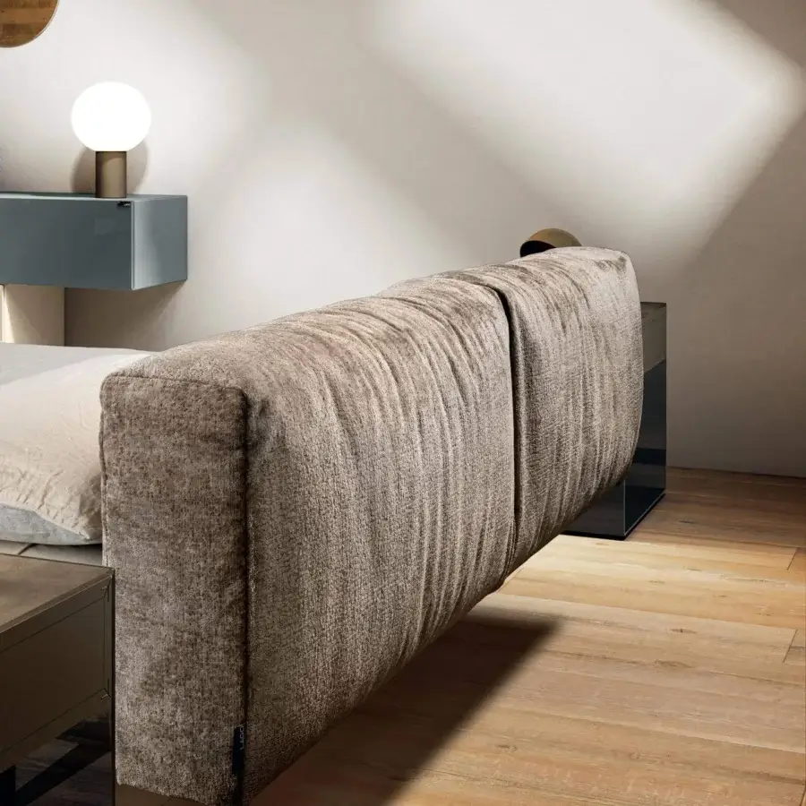 Captivating Lago Air bed with vertical ribbed light brown textile and extra-clear tempered glass supports