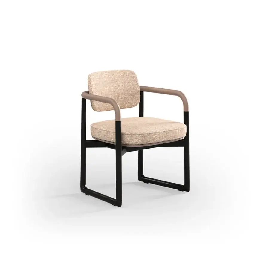 Superior CPRN Homood Maiori armchair in light beige fabric with a matte finish and dark metal frame built with leather-insert armrests