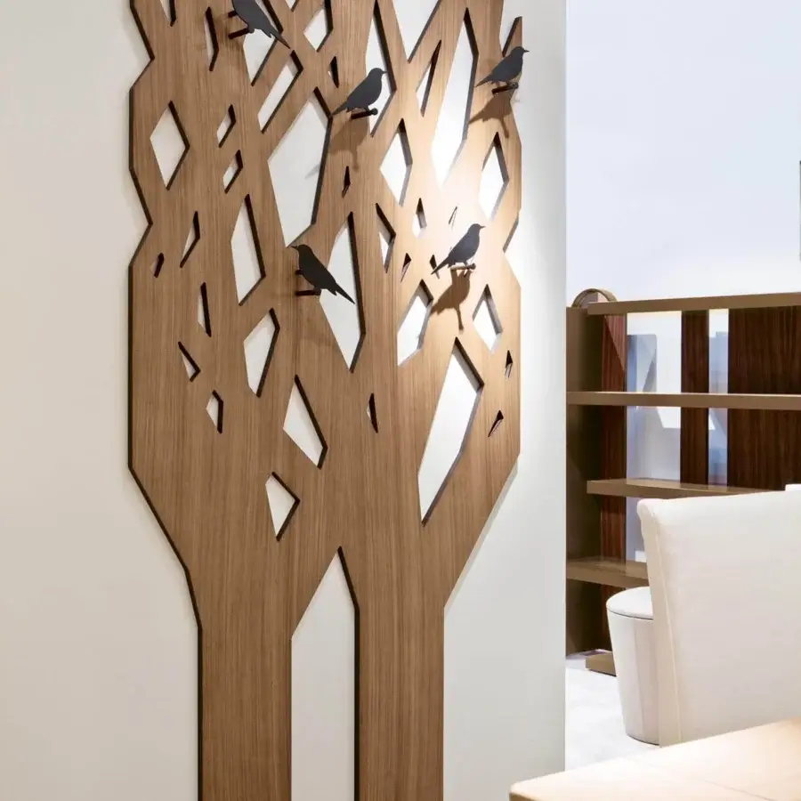 Exceptional Pacini & Cappellini L'Albero coat stand crafted in medium-toned brown ash solid wood with bird-shaped hooks