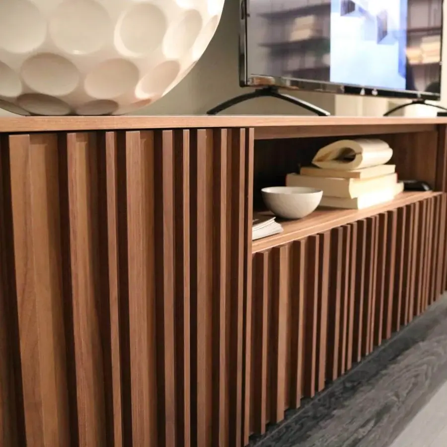 Distinguished Pacini & Cappellini Line TV stand built with medium brown veneered wood and graphite metal with brass tips