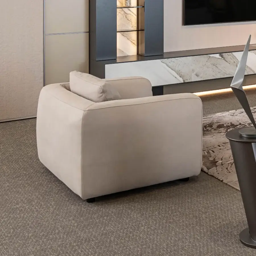 Elegant Bizzotto Italia Kumo lounge chair in light beige textile with lacquered metal structure and base