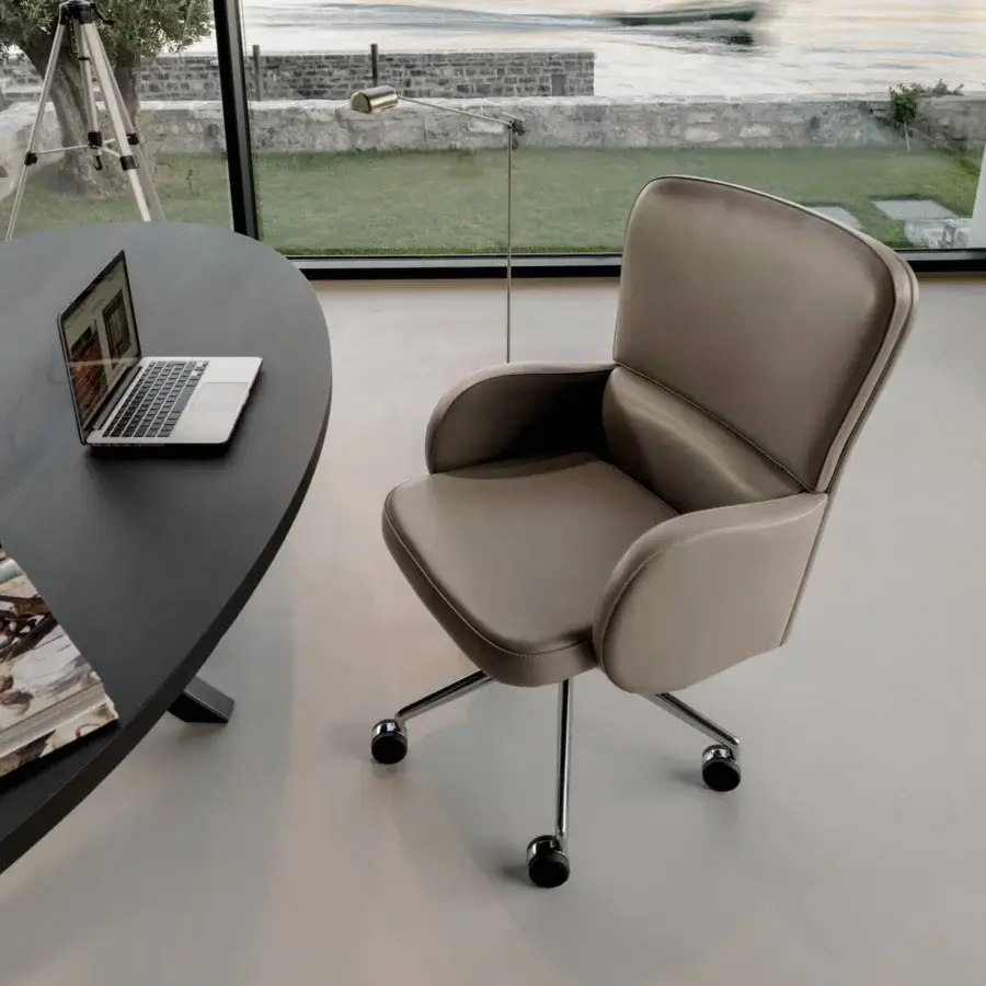 Exceptional Mascheroni Brera armchair with light grey leather-like upholstery and five-caster metal base