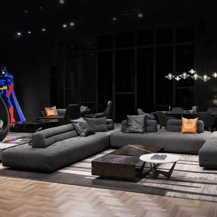 Superior CONTROVENTO WAYNE Enterprises WE-003H lounge chair in dark leather with glossy black metal swivel base