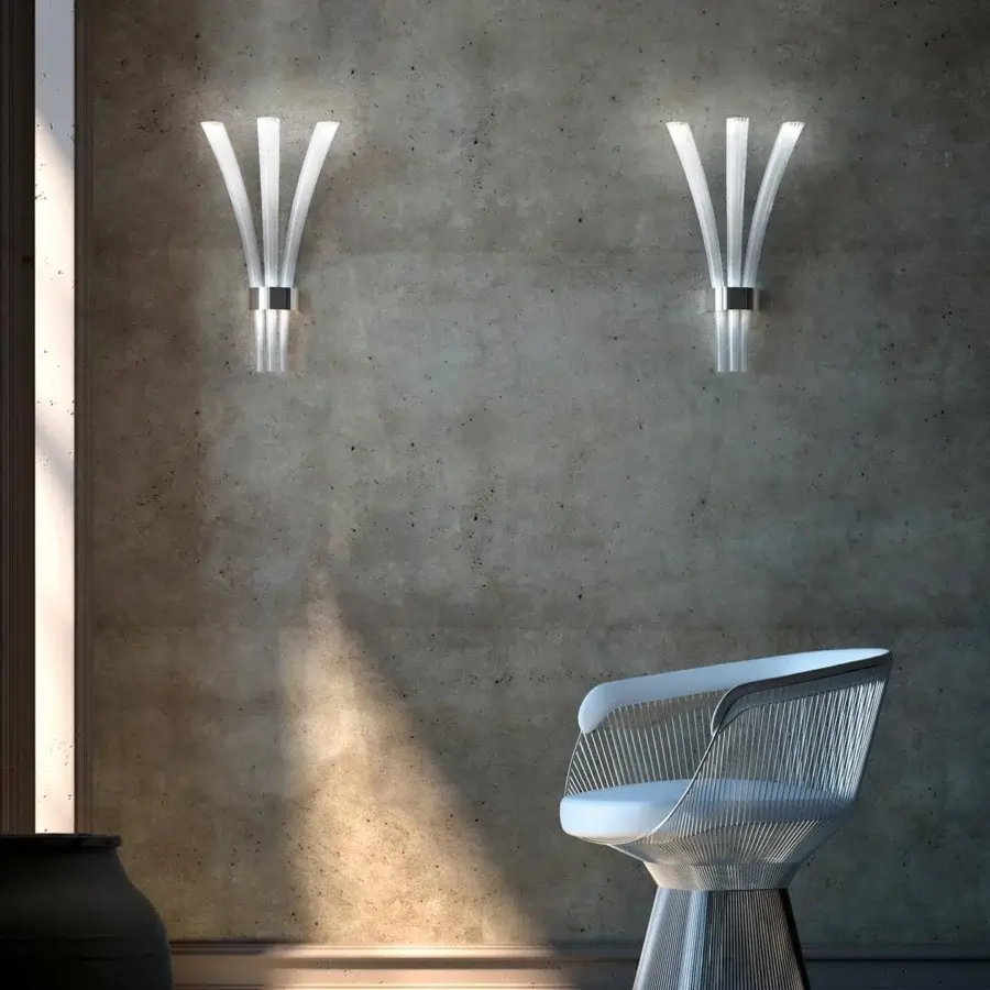 Refined Italamp Pulsa wall lamp with three fluted blown glass diffusers in white and a glossy light gold metal structure