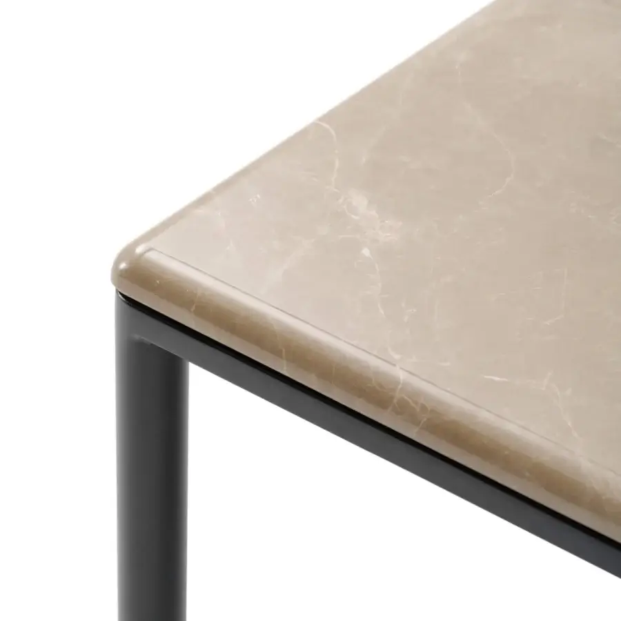 Superior Turri Ratio coffee table with a dark metal structure and refined faux marble in light beige tones