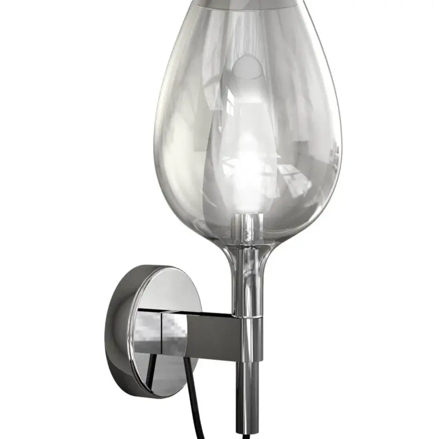 Superior Italamp Rosè wall lamp with transparent glass diffuser and glossy polished metal structure