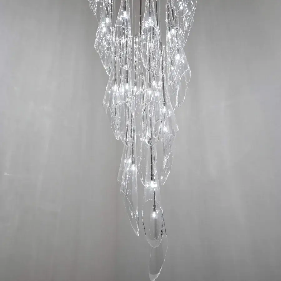 Exceptional Terzani Calle suspension lamp with cascading clear crystal elements and glossy finish