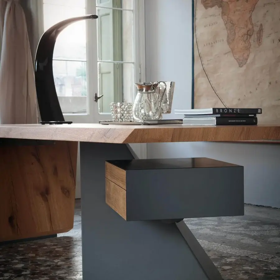 Elegant Cattelan Italia Nasdaq desk with Heritage oak top and graphite embossed lacquered steel leg with a smooth finish