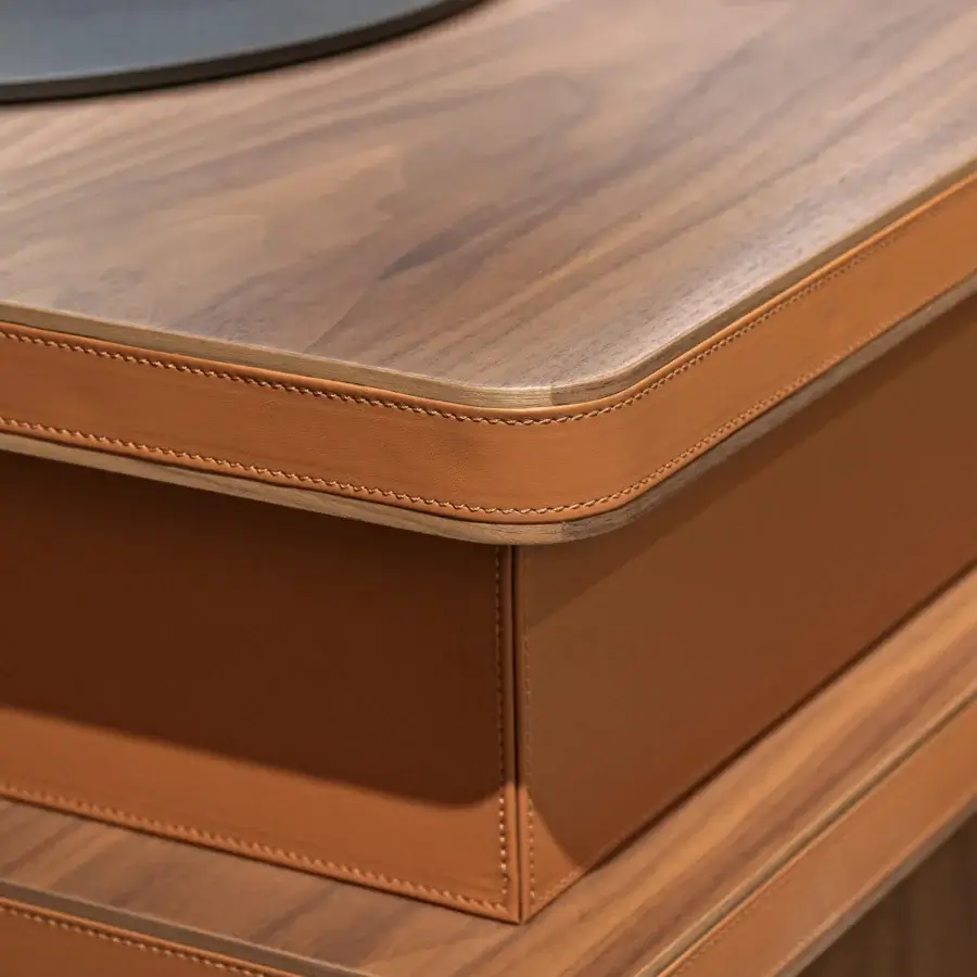Exceptional Turri Echo desk with walnut wood top, tan leather accents and leather-lined drawers crafted in Italy