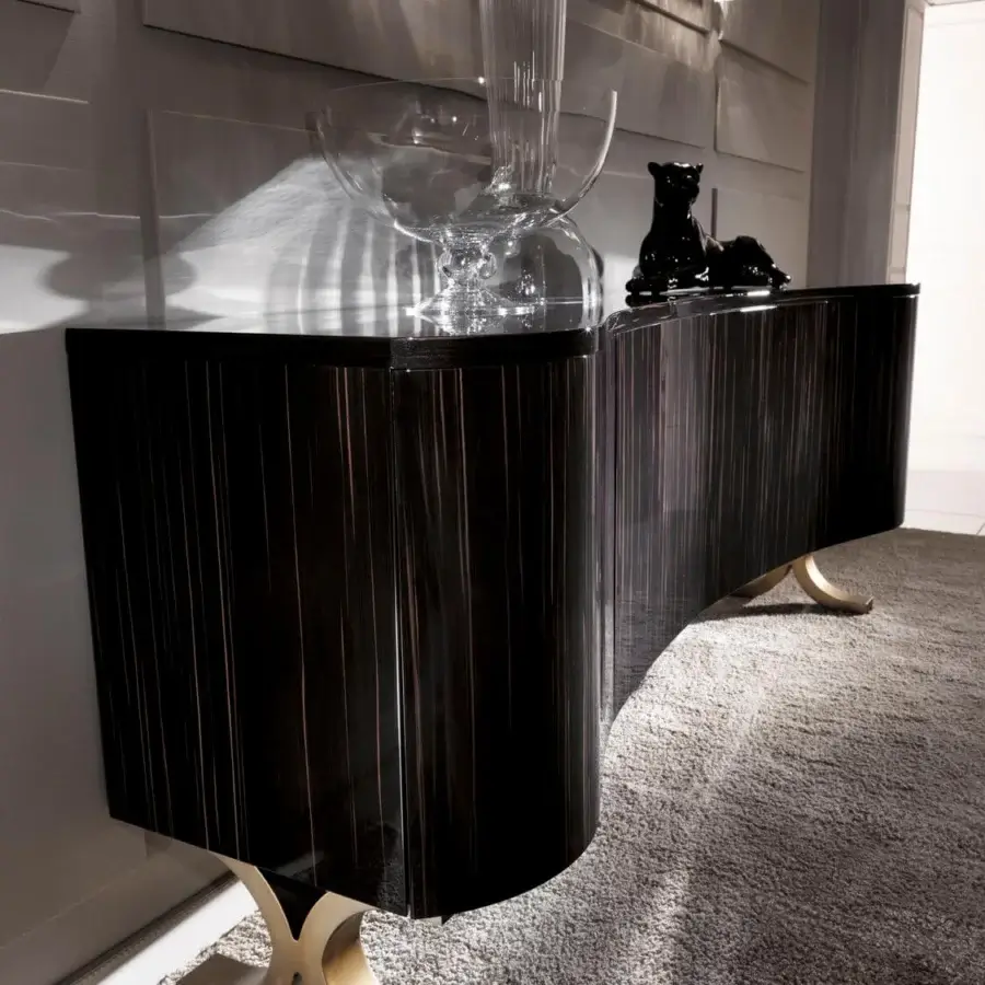 Exceptional DV Home Collection Form sideboard with quilted leather doors and shining lacquered ebano macassar veneered structure