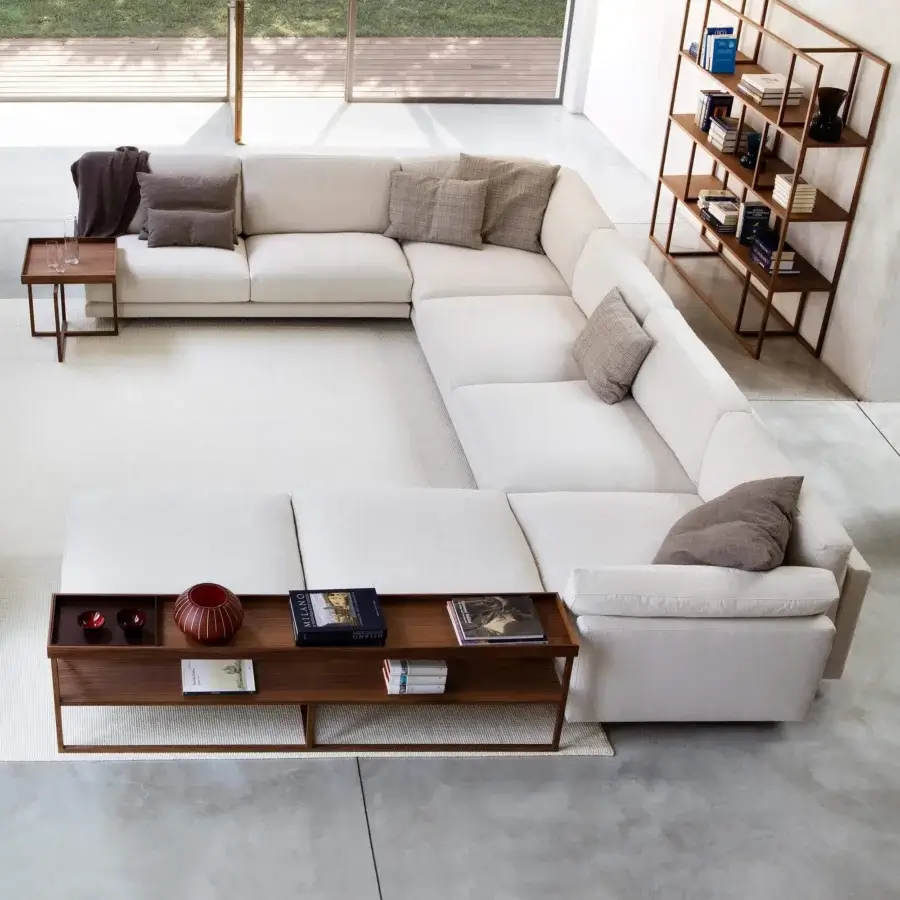 Exceptional Swan Italia Host sectional with expanded polyurethane upholstery in creamy off-white fabric and a matte finish