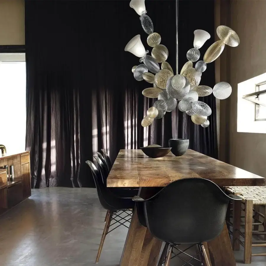 Exceptional Barovier&Toso Perseus suspension lamp with transparent, silver, and gold glass elements in a chromed frame