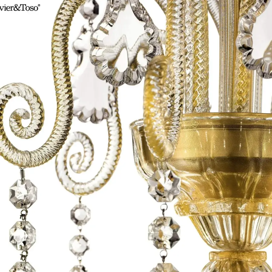 Exclusive Barovier&Toso Baikal chandelier with gold framework, twisted pastorals and glossy crystal pendants crafted in glass and metal