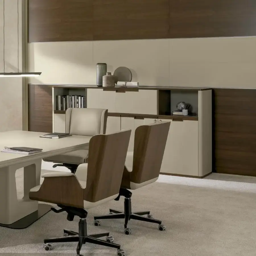 Superior 4 Mariani Avatar cabinet with saddle leather sides and black walnut wood top and base showcasing a dark brown finish