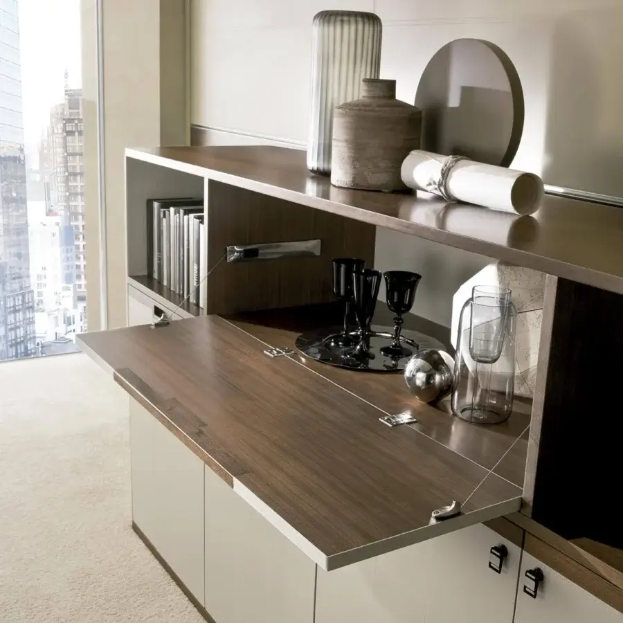 Elegant 4 Mariani Avatar cabinet with saddle leather sides and a black walnut wood top and base