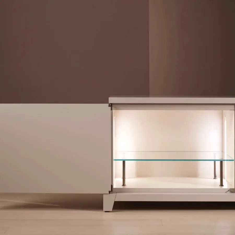 Superior Bellavista Madia sideboard crafted in Italy with light beige matte lacquered finish and natural maple interior