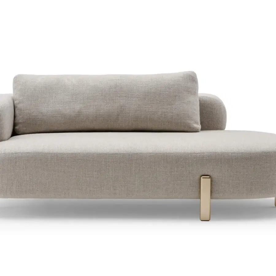Exceptional Turri Roma chaise lounge upholstered in light beige textile with champagne gold metal feet