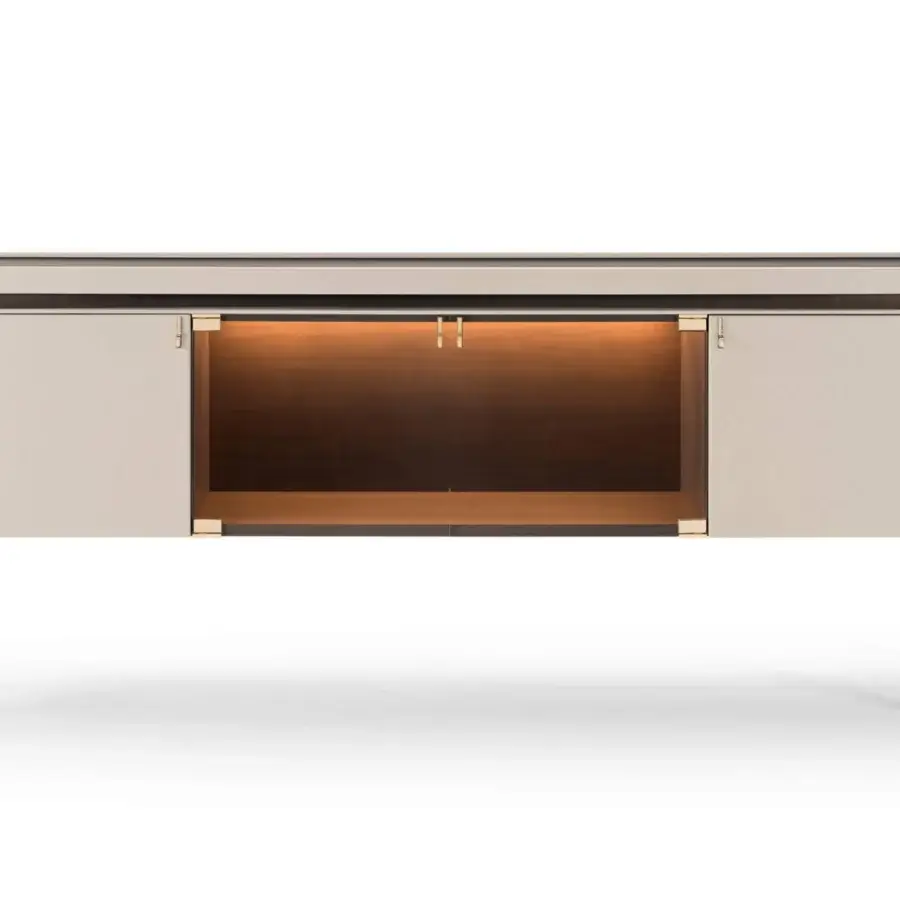 Exceptional Turri Pinnacle sideboard with wooden structure, refined leather applications in light beige, and extra-clear glass doors