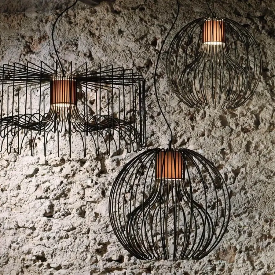 Exceptional Modo Luce Icaro suspension lamp with a cylindrical form built from wooden slats within a dark metal frame and matte black finish