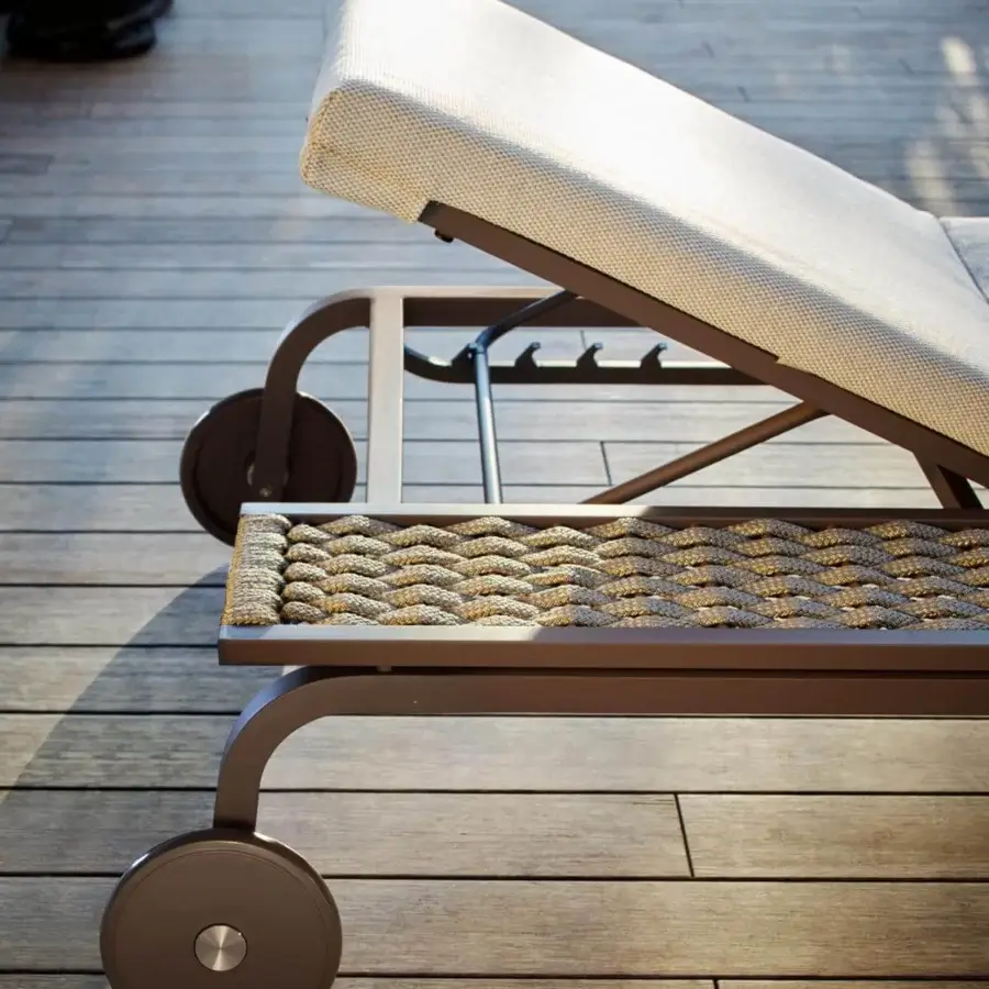 Exceptional Roberti Rattan Portofino lounger with aluminum frame, Batyline seat and Nautic Rope woven side panel in light beige and dark bronze tones