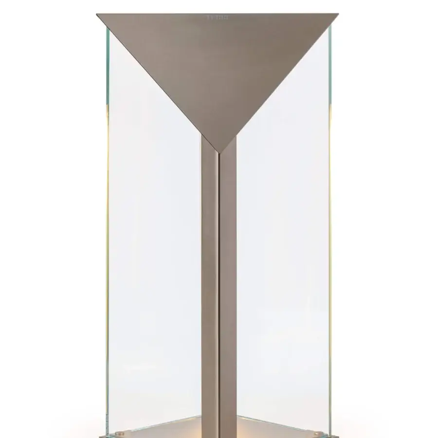 Elegant Turri Zero table lamp with triangular satin metal structure and clear glass panels