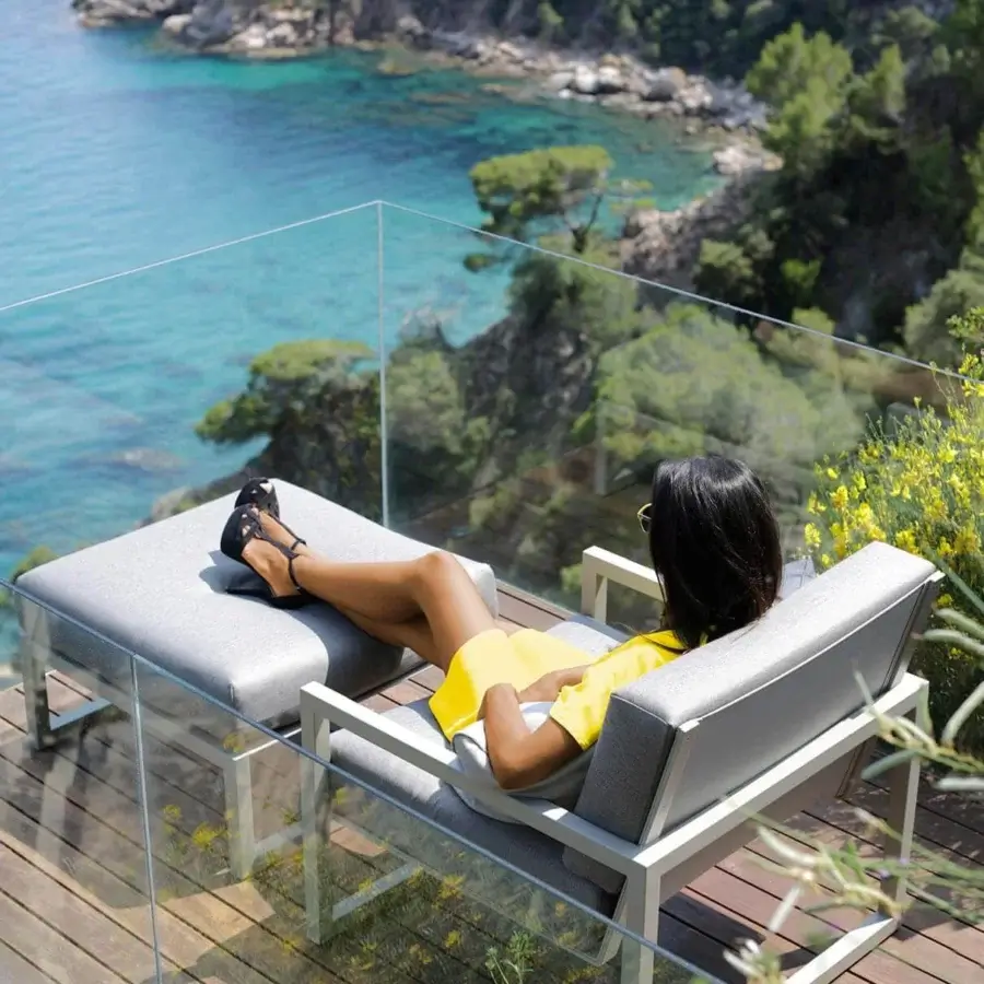 Superior Royal Botania Ninix lounge chair with light gray coated steel frame and gray Batyline seat and back