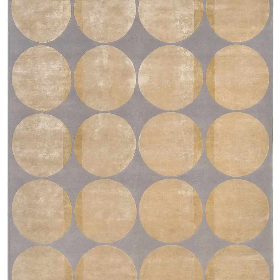 Distinguished Turri Zero rug with light tan circles on a medium gray background, hand-knotted in Italy with wool and silk, matte finish