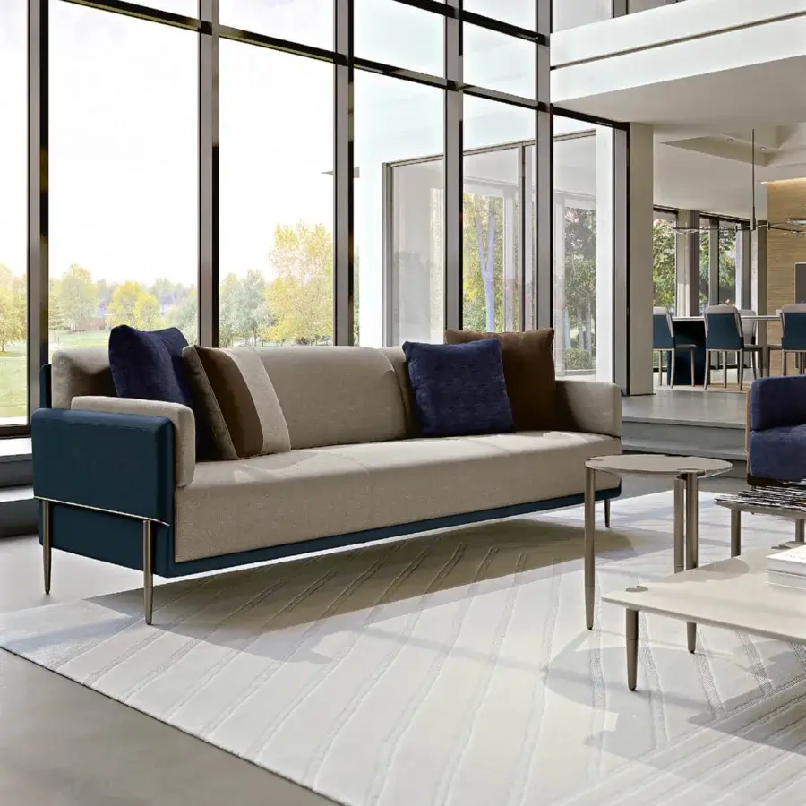 Exceptional Turri Zero rug with a textured linear pattern crafted in white wool and silk textiles