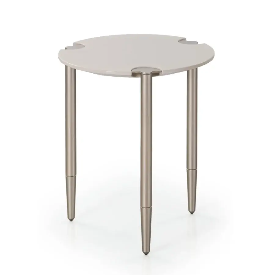 Exceptional Turri Zero table with thin metal legs and light beige lacquered wood presenting a satin finish